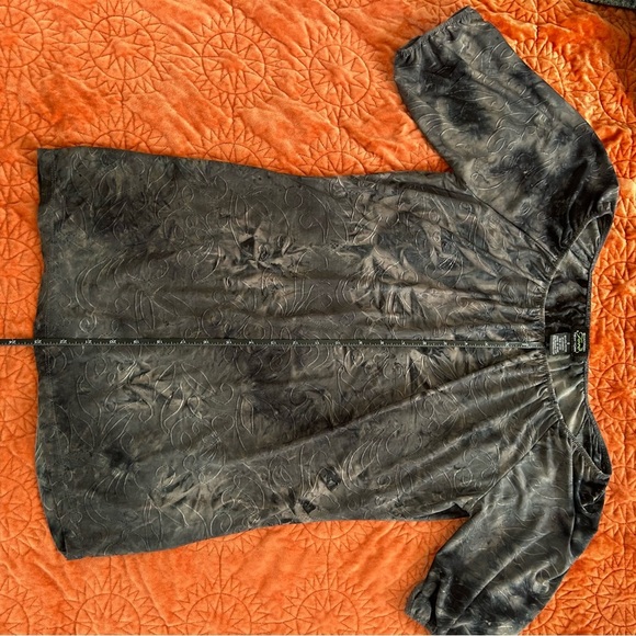 Shannon Ford New York Y2K  Vintage Black and Gray Fitted Pleated Blouse - Picture 4 of 6